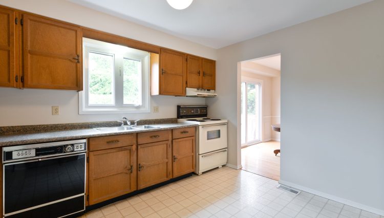 12-12 94 Olympic Cres
