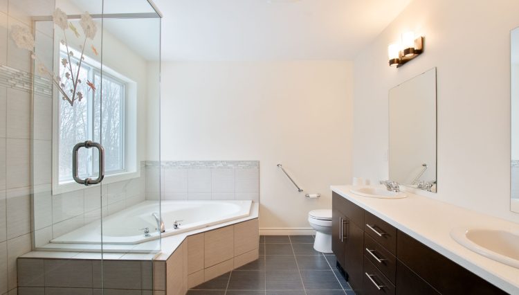 22-22 1158 Smither Rd