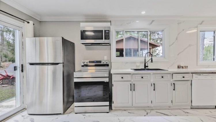 Screenshot_20250930_212428_Airbnb