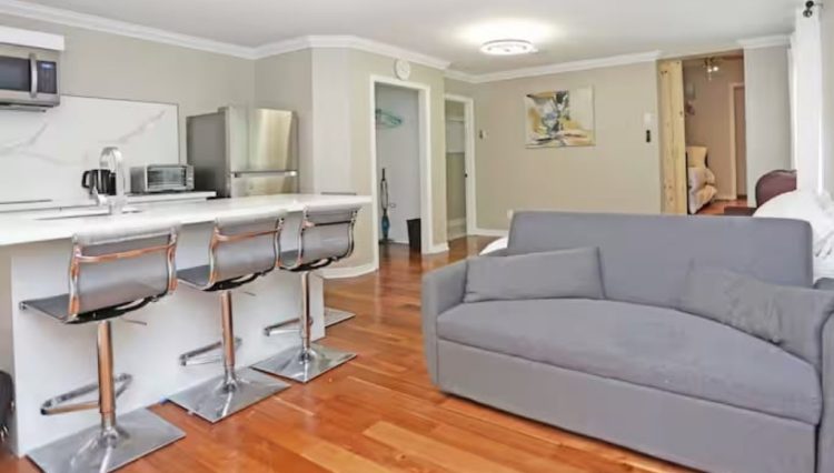 Screenshot_20250930_213221_Airbnb