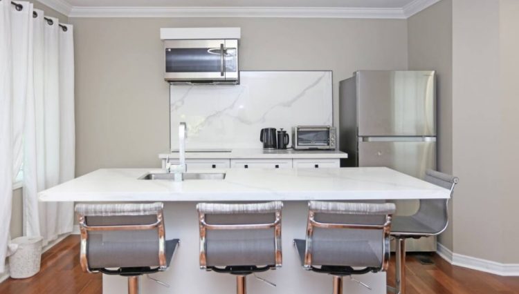 Screenshot_20250930_213233_Airbnb